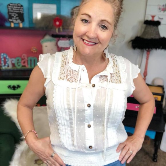 White Sands Stretch Top { Toby & Olive } - Picture 1 of 1